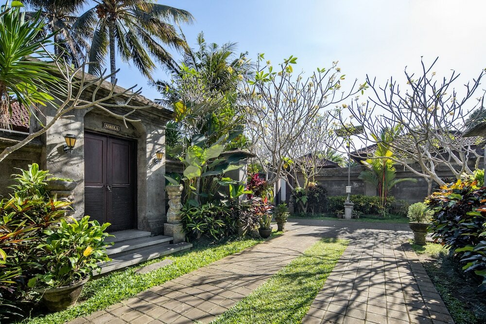 Фото Ubud Raya Villa