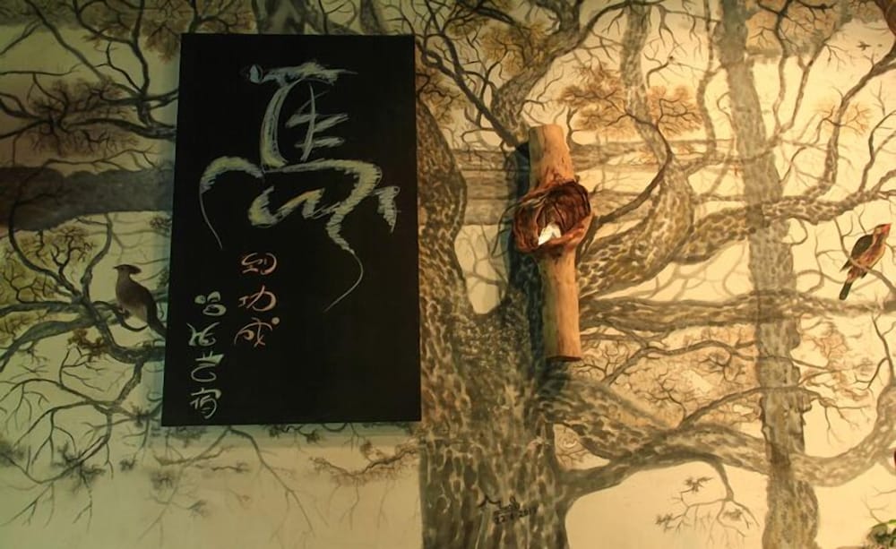 Фото The Happy 8 Retreat @ Old Town