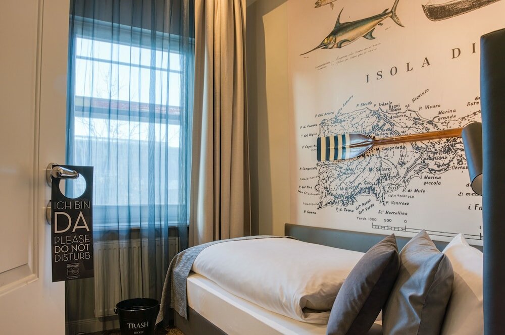 Фото Boutique 053 Hamburg Main Station