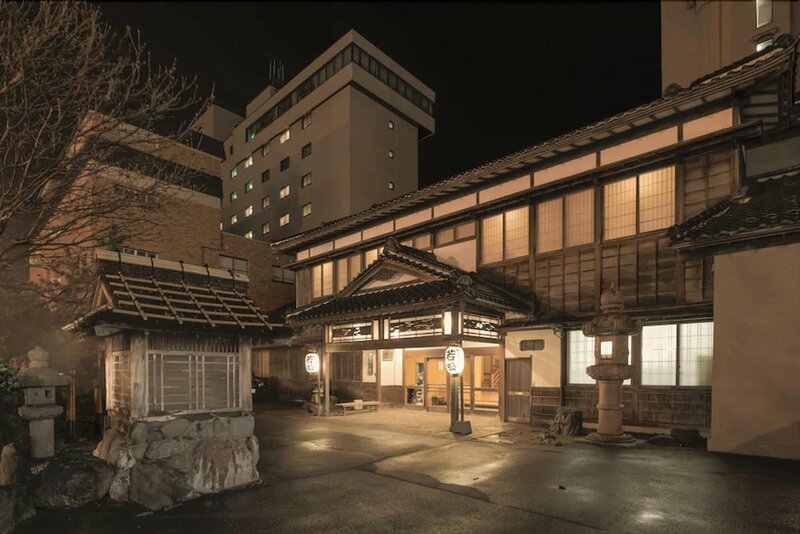 Гостиница Wakamatsu Hot Spring Resort в Хакодате