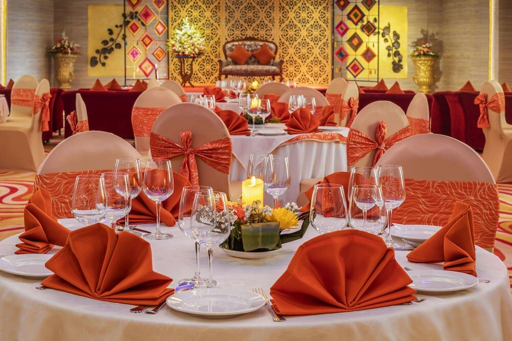 Фото Nidhivan Sarovar Portico Vrindavan