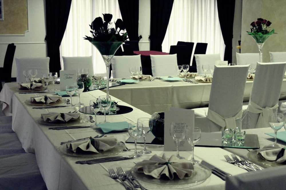 Фото Hotel Insteia