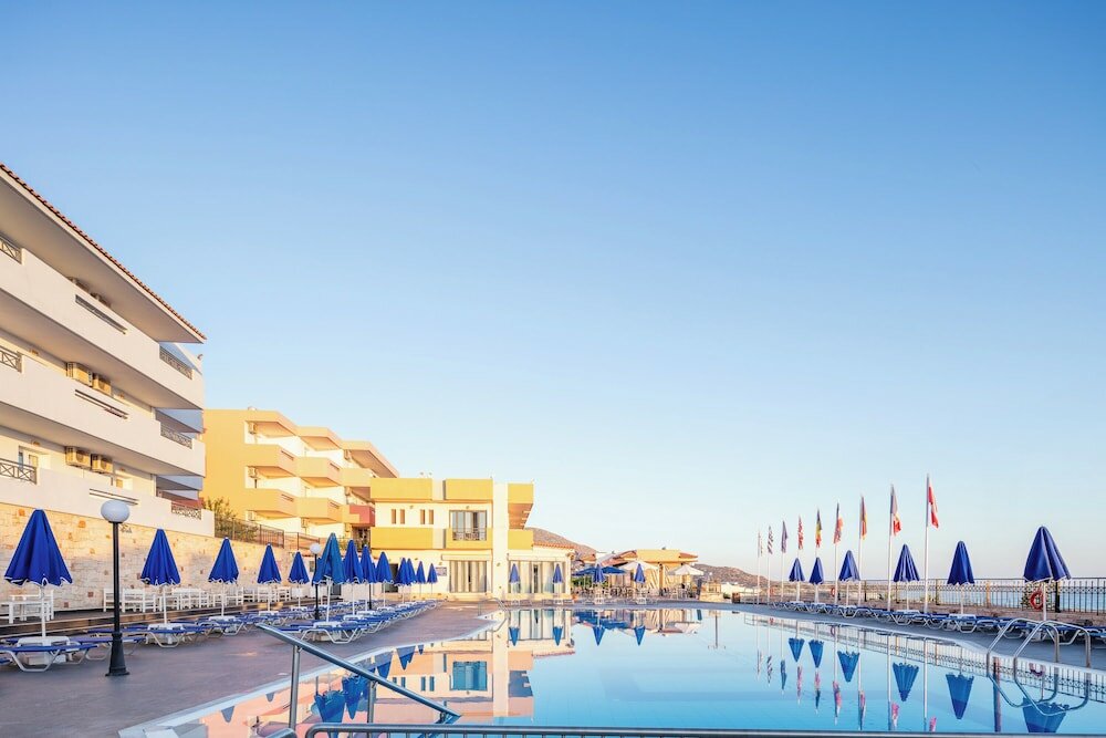 Фото Koni Village Hotel