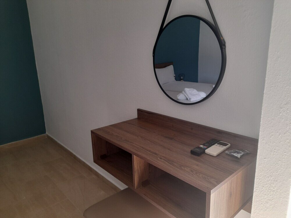 Фото Euphoria Complex 2