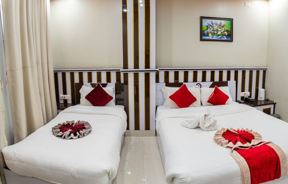 Фото Hotel Janmabhumi