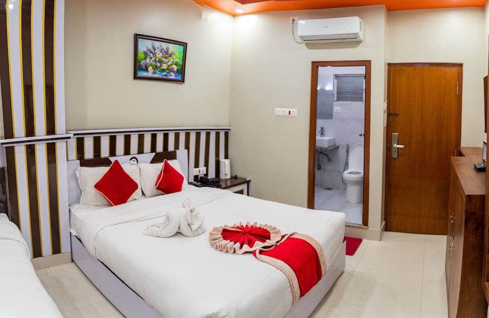 Фото Hotel Janmabhumi