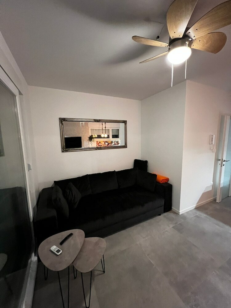 Фото Apartments Olive Garden 2