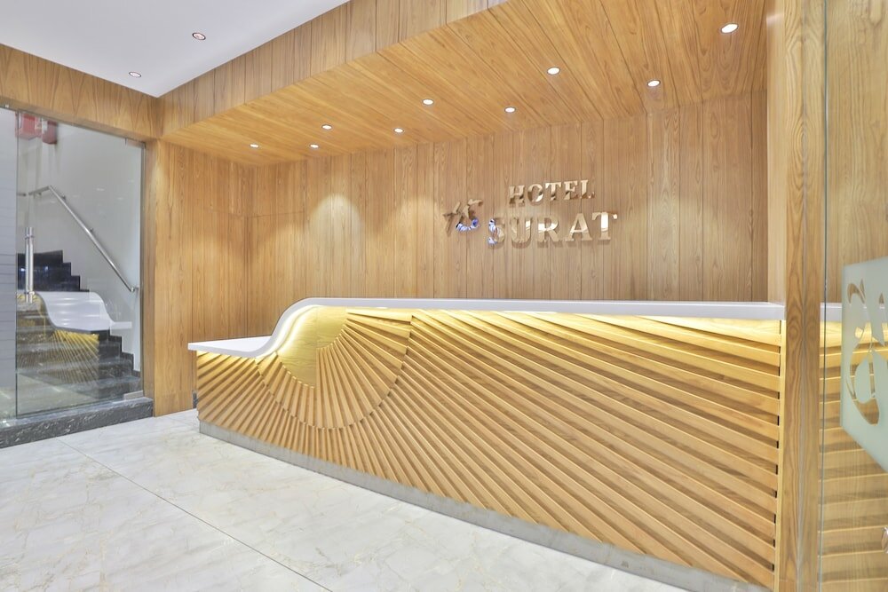Фото Hotel Surat