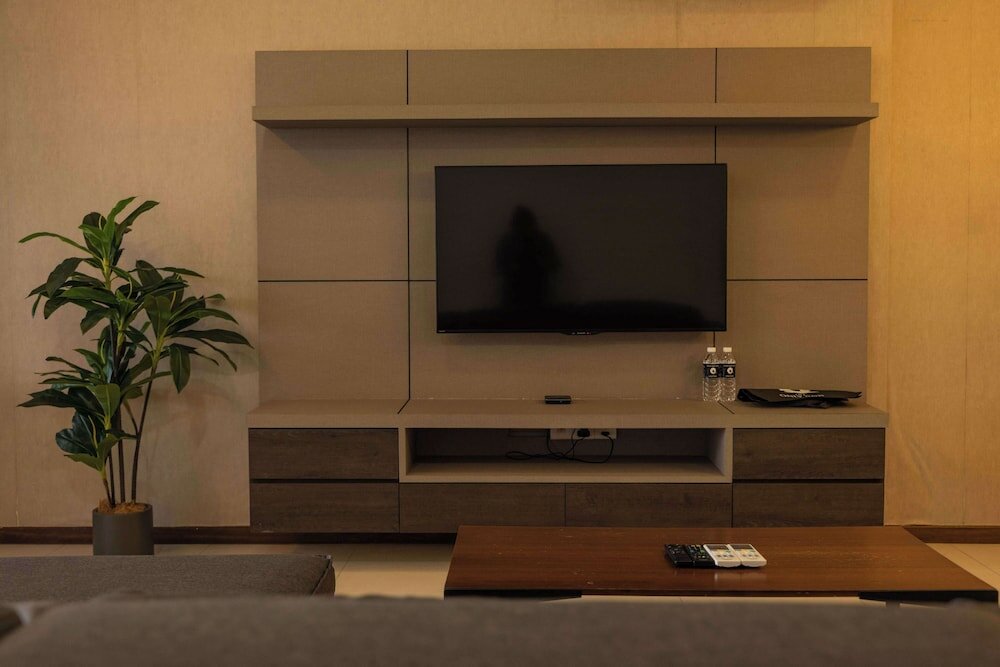 Фото The Landmark by The Only Bnb