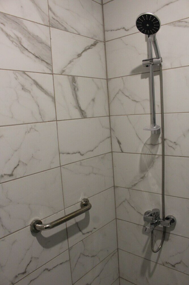 Фото Holiday Season Hotel