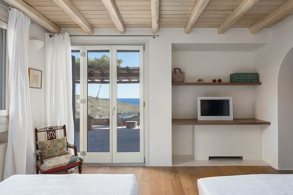 Фото Mediterranean Dream Villa Aegina