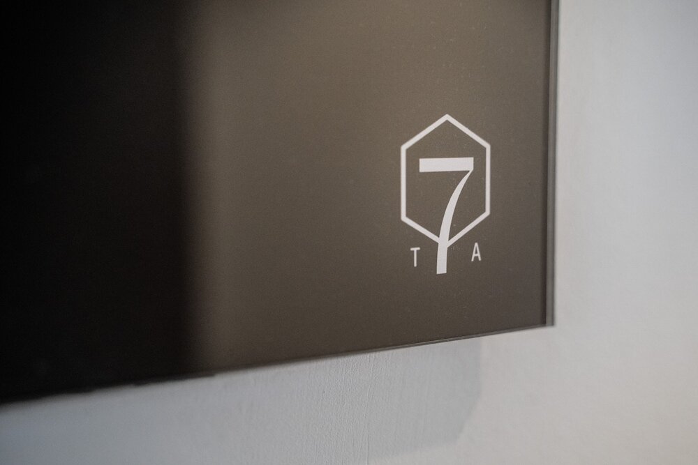 Фото The Adams - Self Check-in Design Hotel