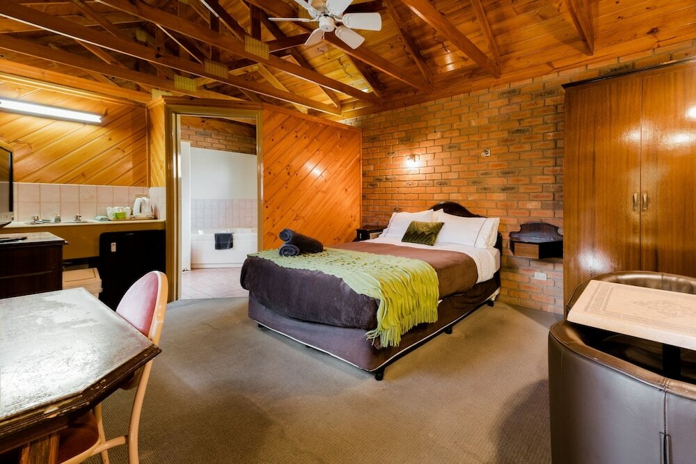 Фото Castlemaine Colonial Motel