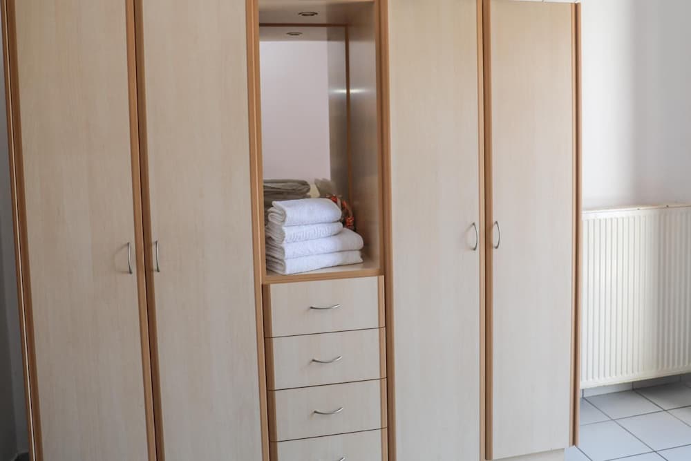 Фото Vaya Zorba Studios