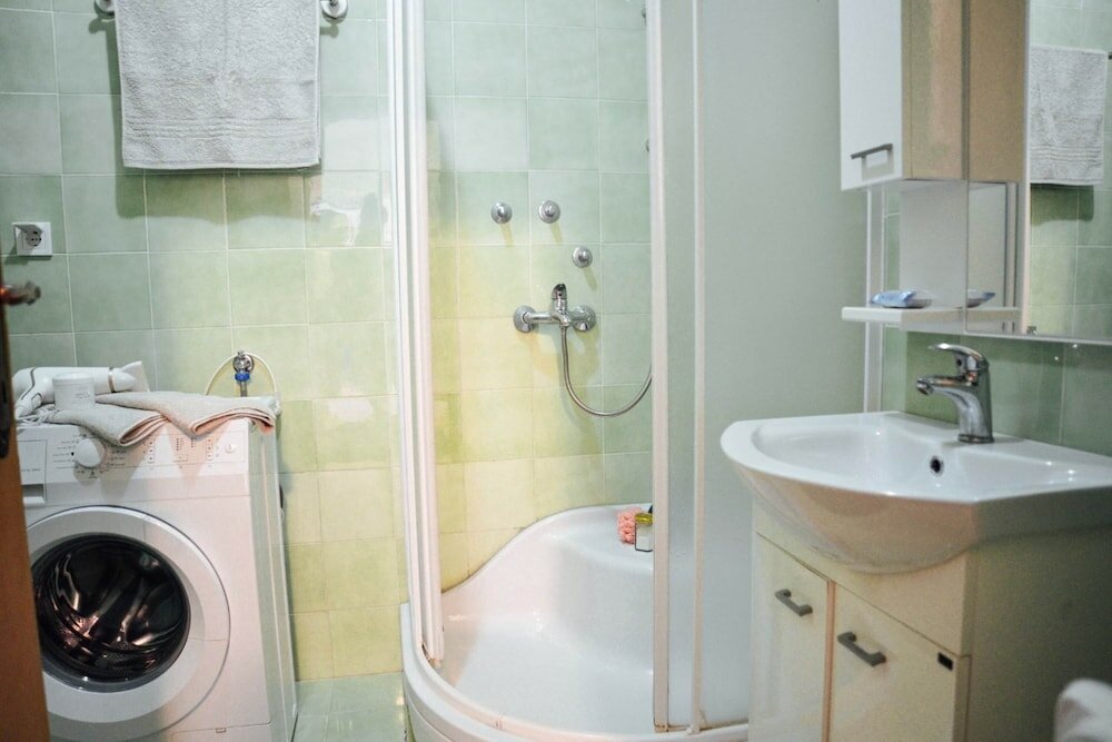 Фото Waterfront Apartment Petrovina