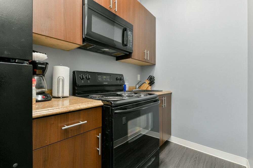 Фото Temple Place Suites