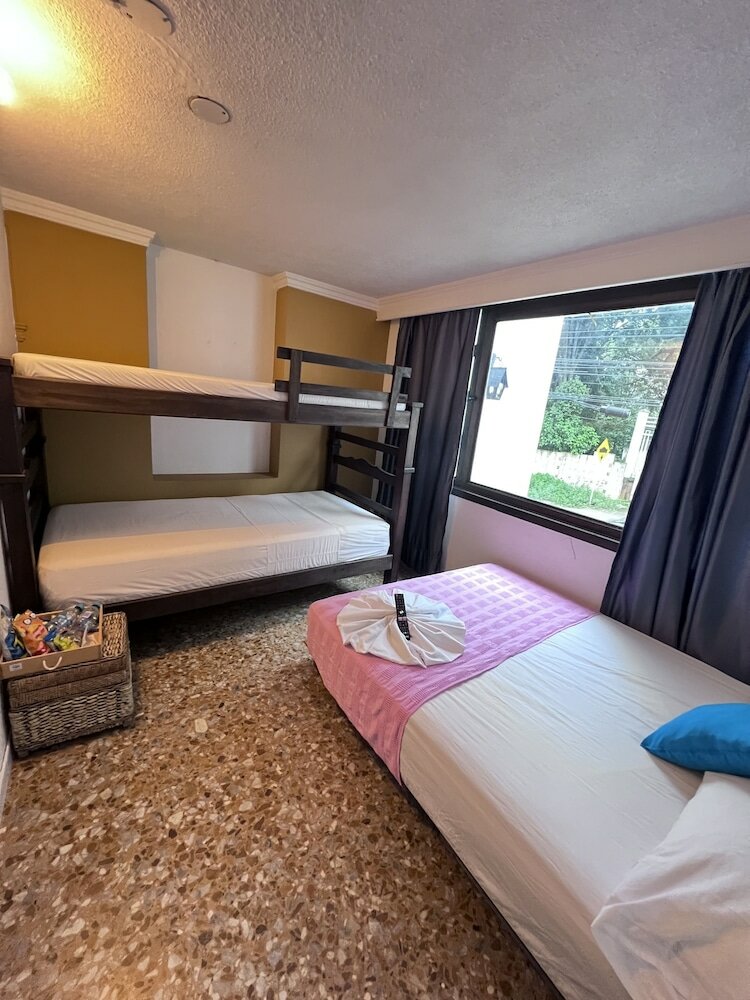 Фото Green Door Boutique