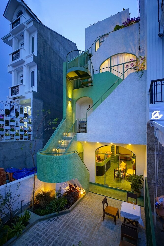 Фото отеля 1