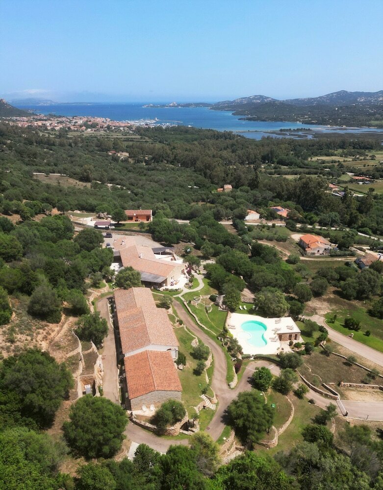 Фото Moma Hotel Cannigione