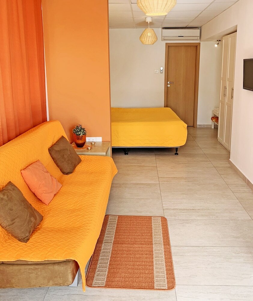 Фото Rainbow Apartments