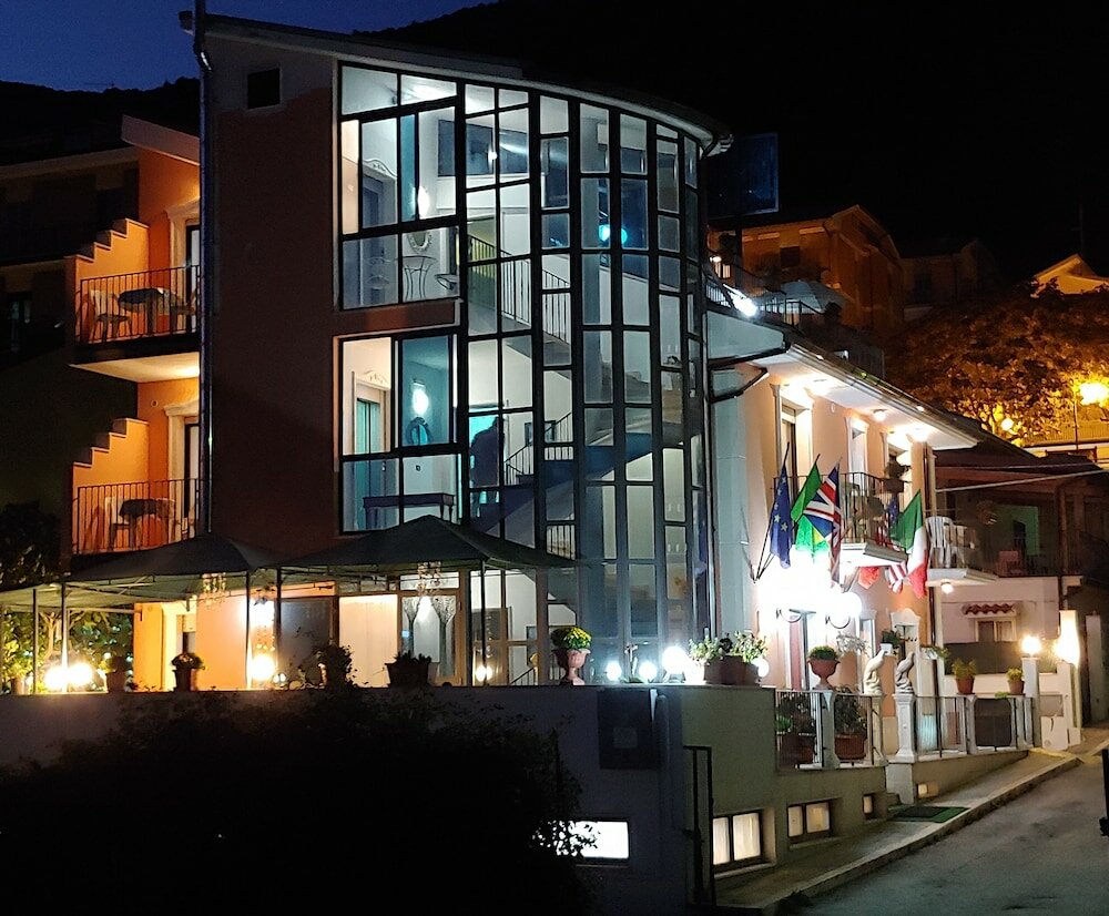 Фото Carriera Hotel