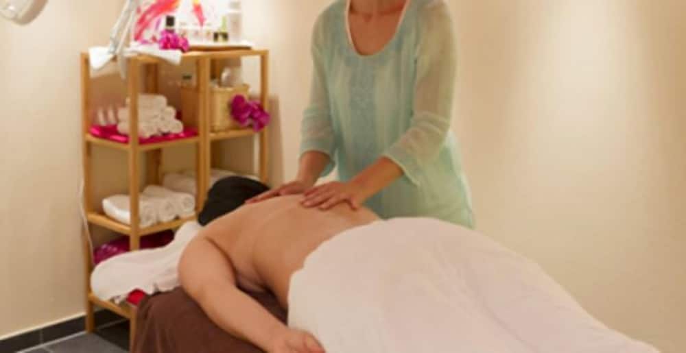 Фото Traube Lossburg Hotel Restaurant