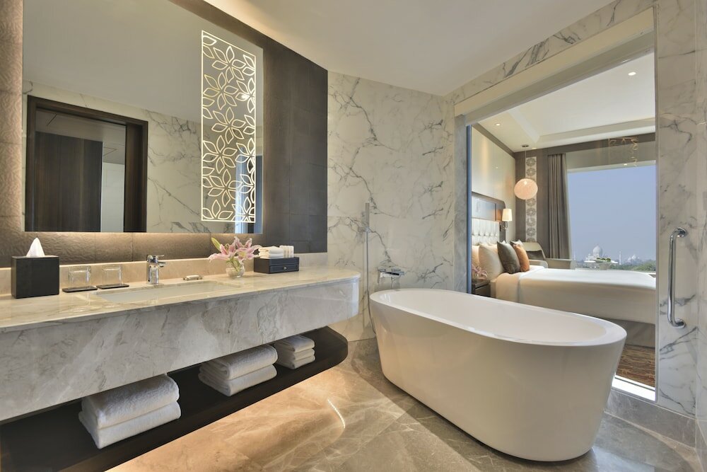 Фото Taj Hotel & Convention Centre, Agra