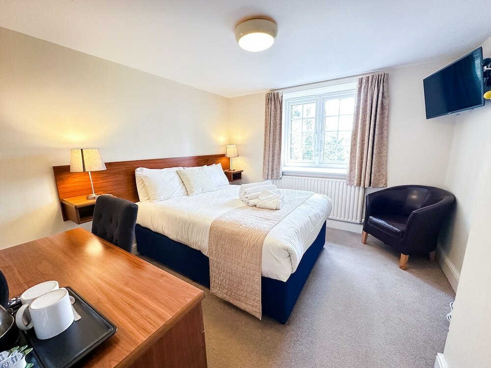 Фото The Angel Hotel