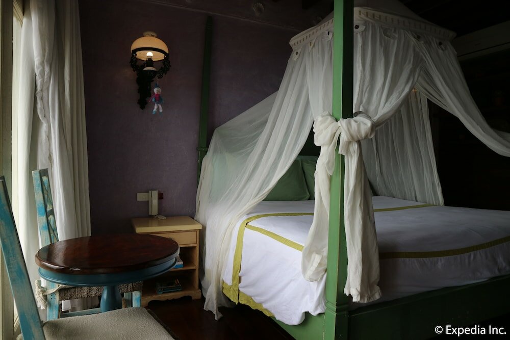 Фото Joaquin's Bed and Breakfast