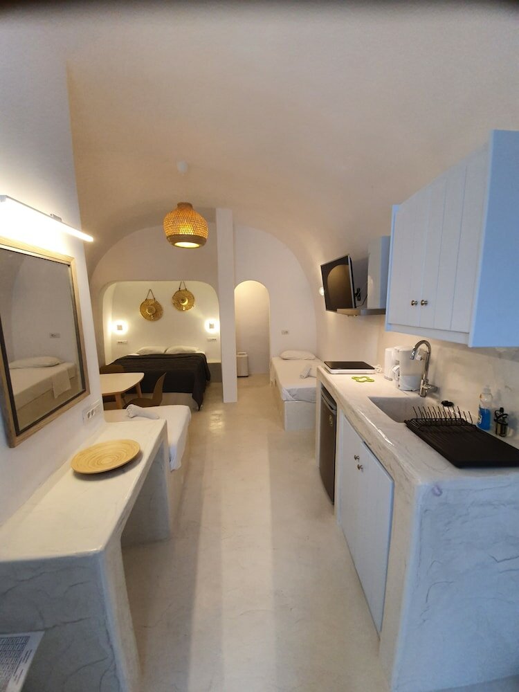 Фото Nefeli Traditional Cave Houses