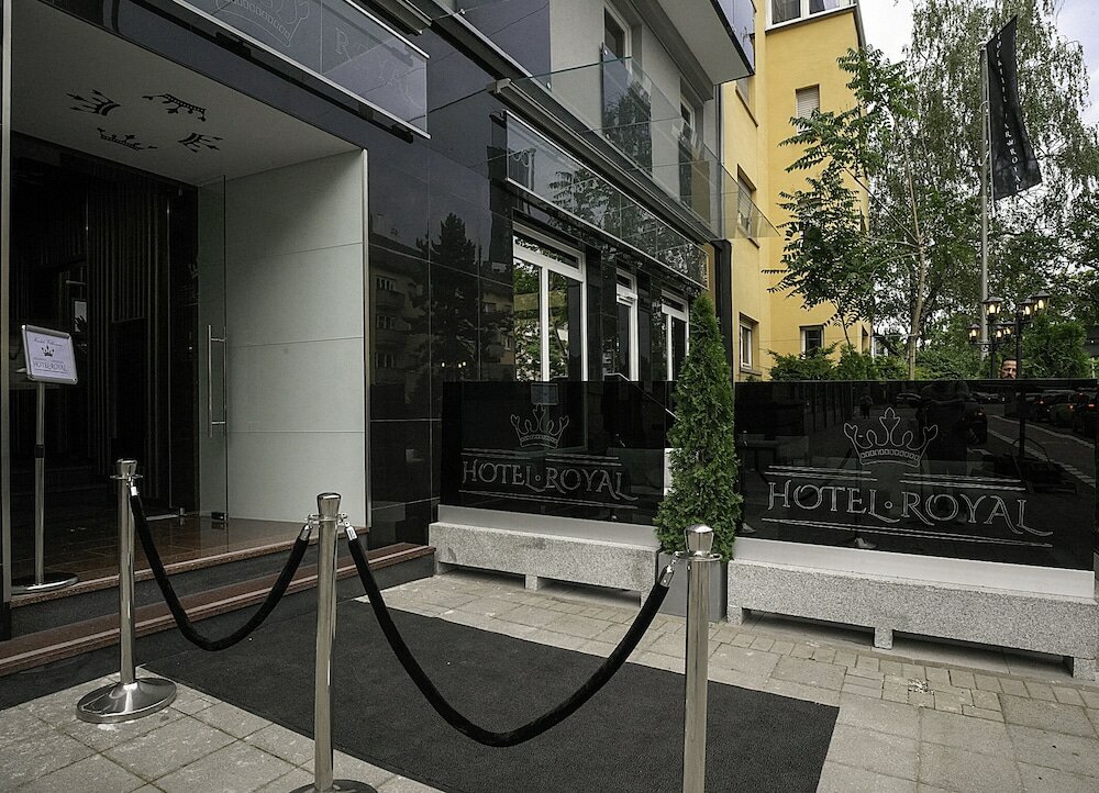 Фото отеля 1