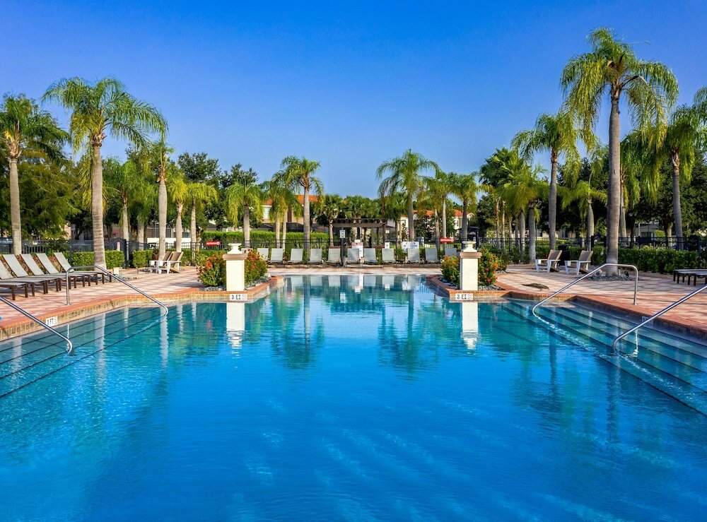 Фото Fantastic 4br 3ba with Pvt Pool with Lake view near to Disney