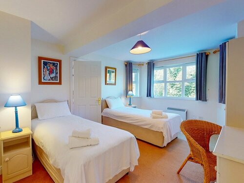Гостиница Aughrim Holiday Village