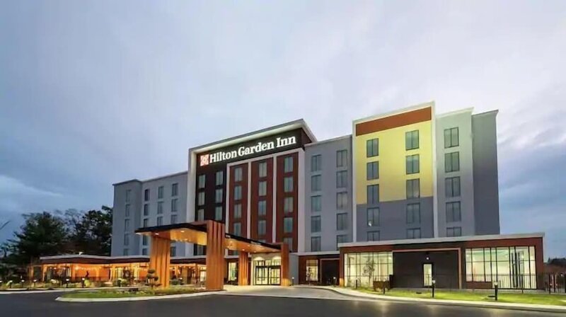 Гостиница Hilton Garden Inn Detroit Utica