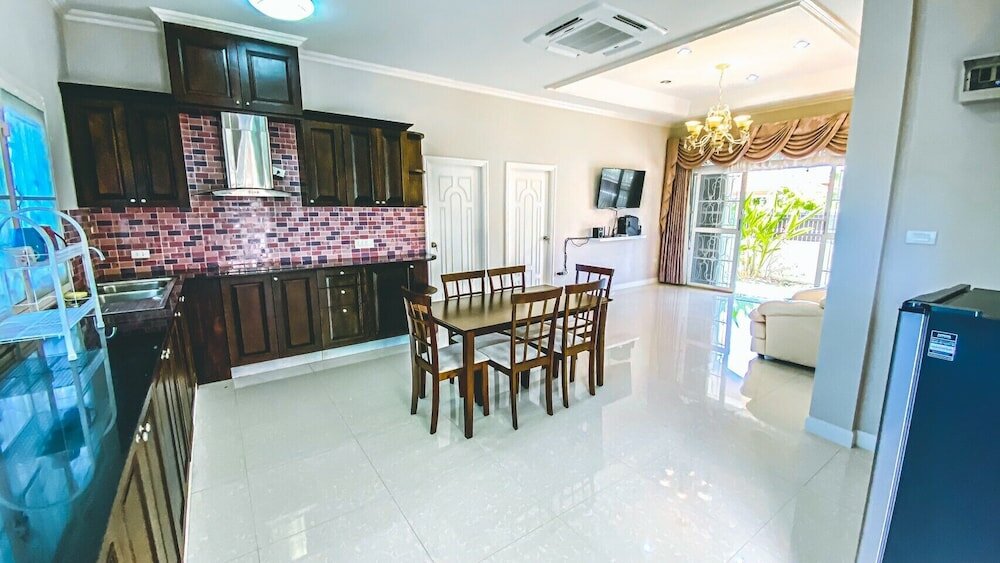 Фото The Amazia Pool Villa