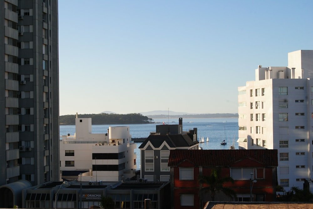 Фото Iberia Hotel