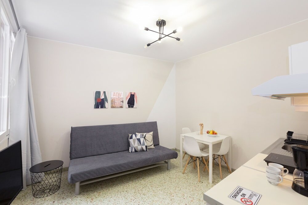 Фото Psirri Place