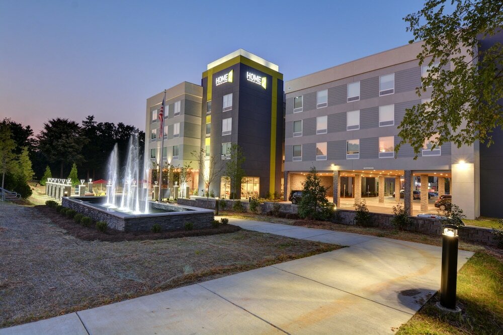 Фото Home2 Suites by Hilton Charlotte Piper Glen