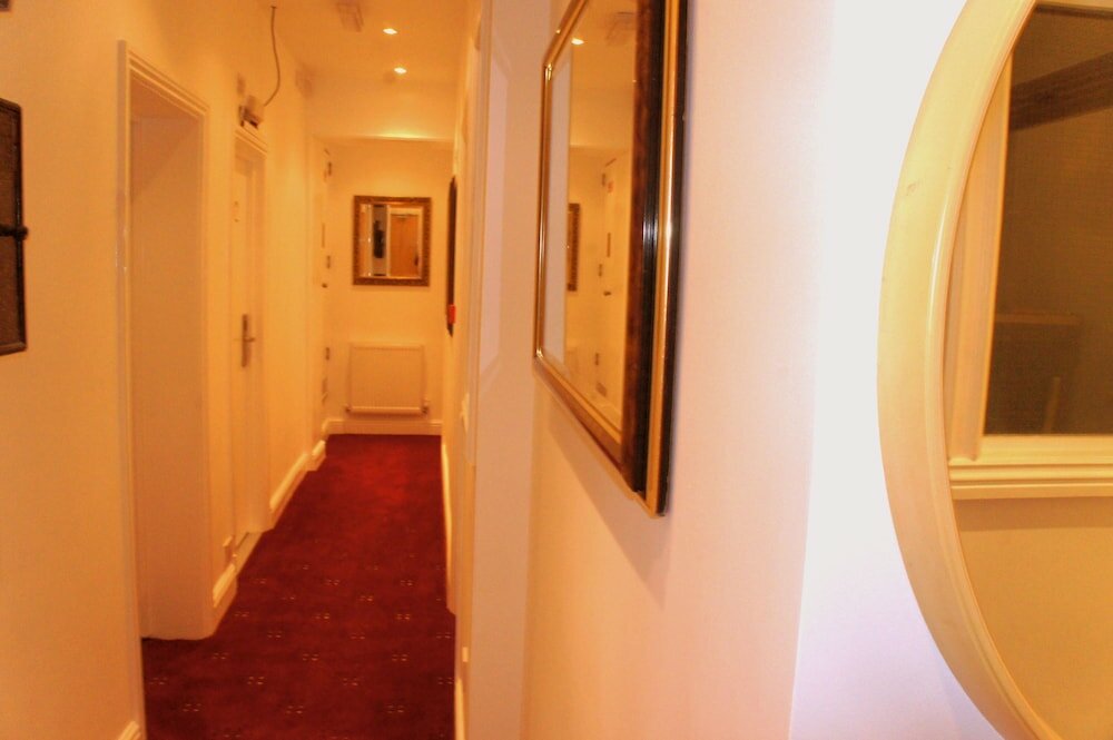 Фото Plaza London Hotel