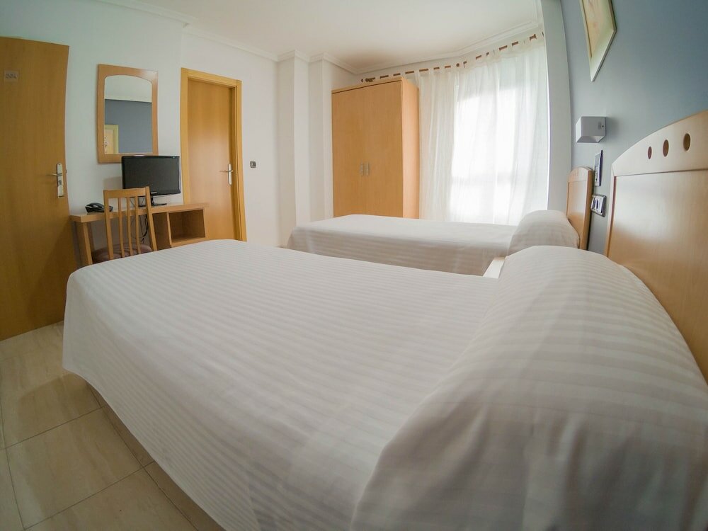 Фото Hostal Meseguer