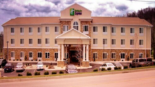 Гостиница Holiday Inn Express & Suites Belle Vernon, an Ihg Hotel