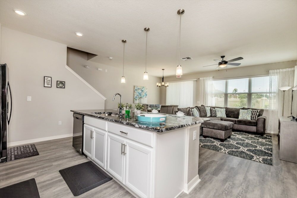 Фото 5153ad Amazing Compass Baytown Home Sleeps 10