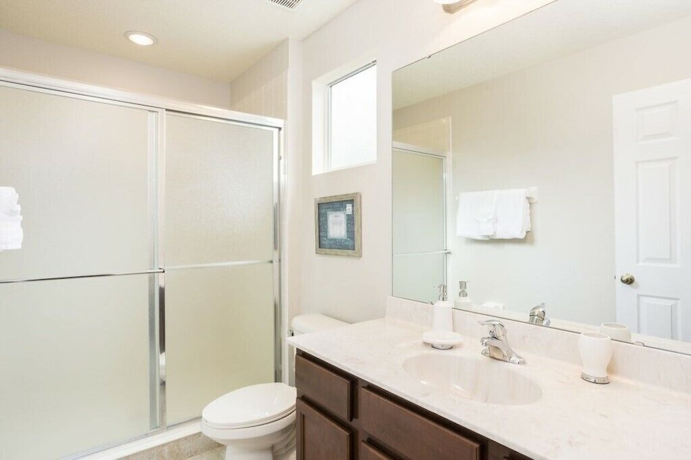 Фото Amazing 6 Bedroom House