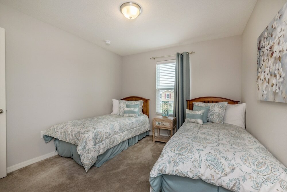 Фото 5153ad Amazing Compass Baytown Home Sleeps 10