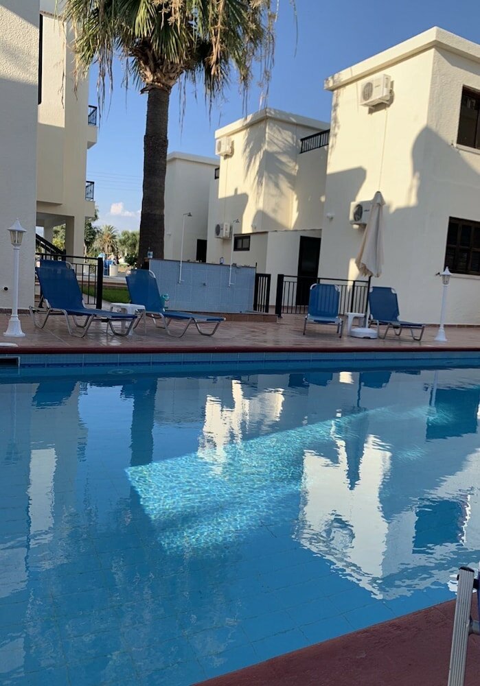 Фото Seashell Apartments