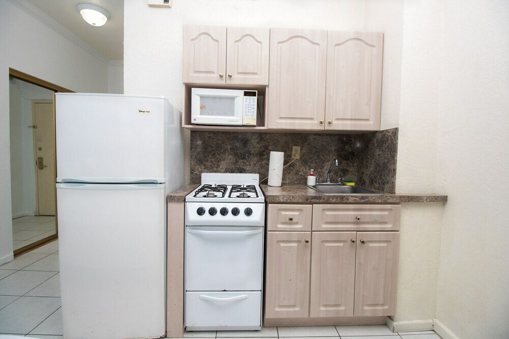 Фото 215 City View Hollywood Beach