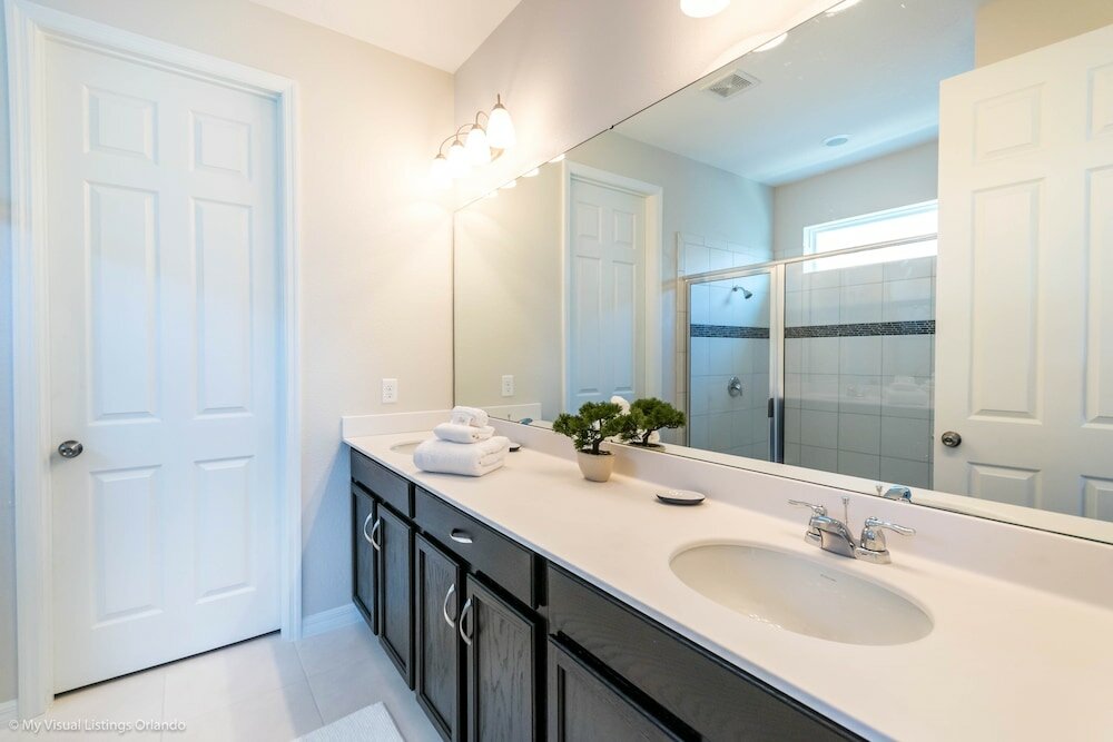 Фото 7 Bd 5 Bh With Game Room Pool SPA