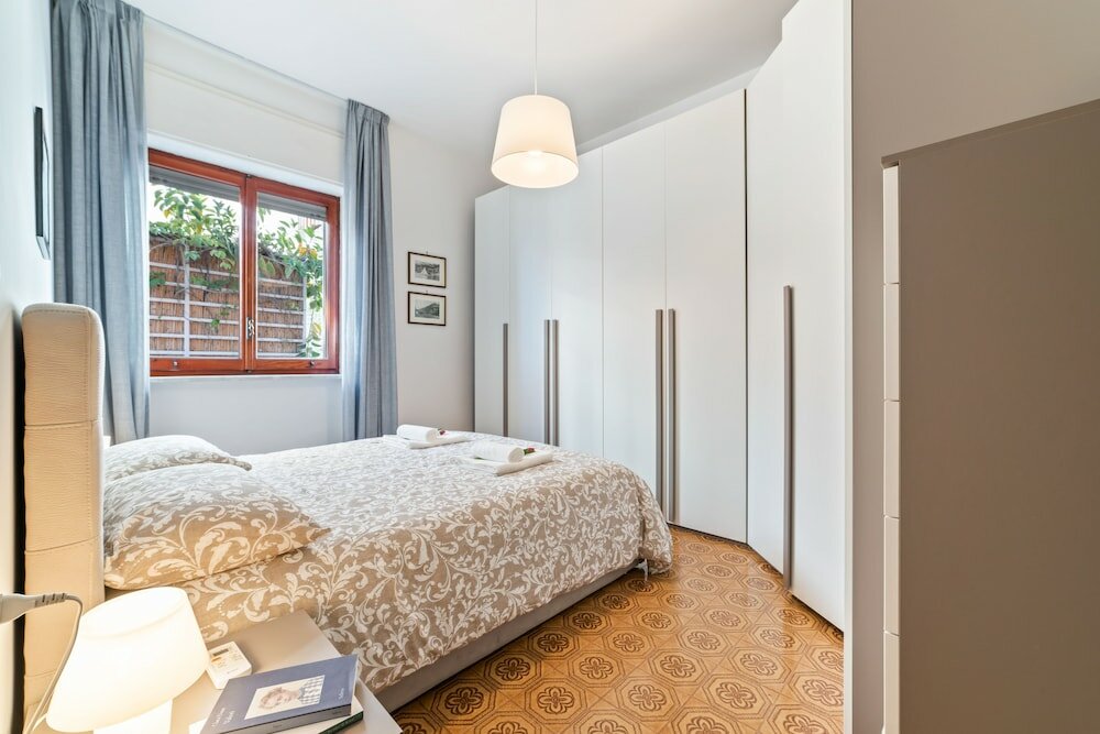 Фото Vietri sul Mare Roomy Flat with Parking