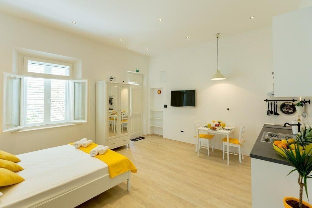 Фото Ivano's studio apartments