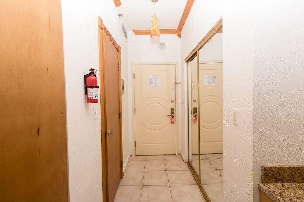 Фото 405 Ocean View Hollywood Beach